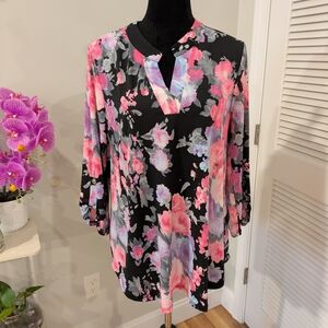 Elegant Floral Blouse - Black, Pink, Purple Size M Good For L New With Tag